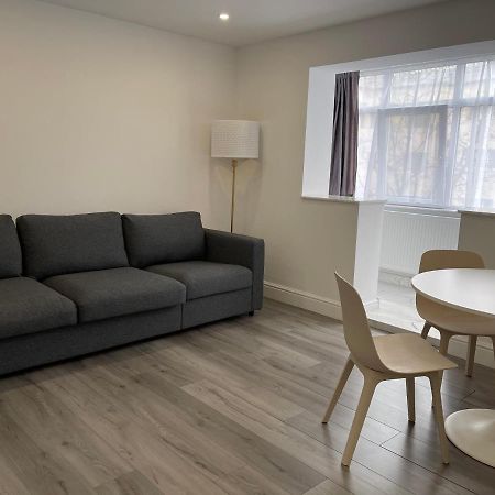 Apartament Emma Targoviste Eksteriør billede